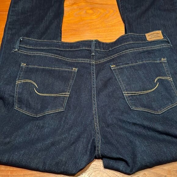 Levi’s jeans  - Picture 4 of 10